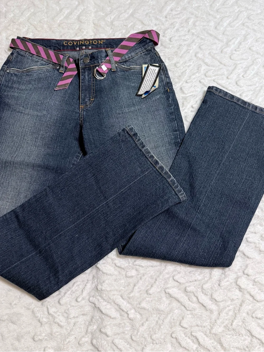 Covington Women's Dark Blue Flare Jeans with Pink Striped Belt - Size 6 - Picture 2 of 16